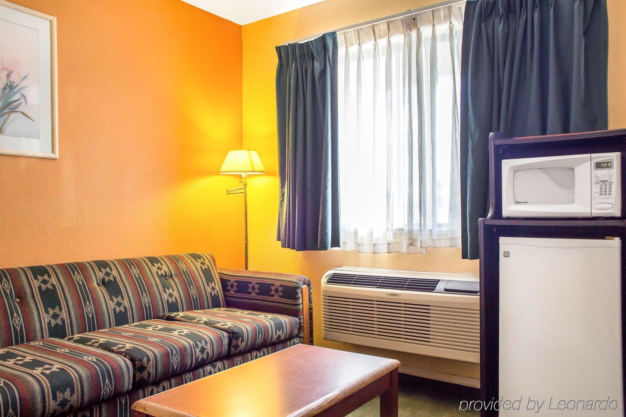 Travelodge By Wyndham 2*